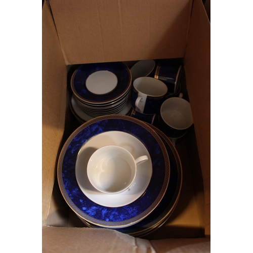 147 - TTC Top choice 20thC part dinner set