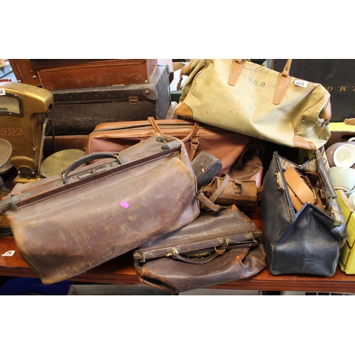 159 - Collection of assorted Gladstone bags and Leather ware