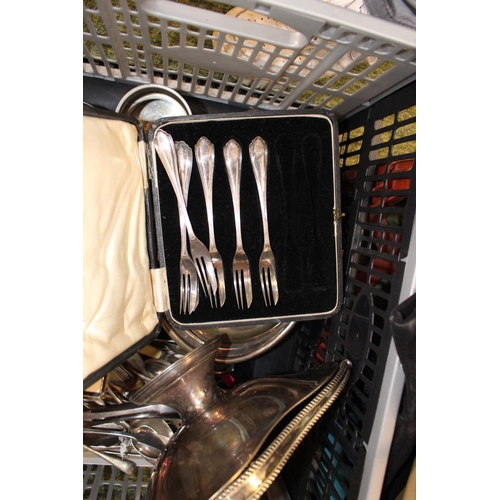 186 - Box of assorted Silver plated Flatware and tableware