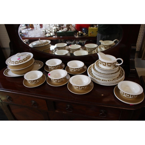 93 - Susie Cooper 'Keystone' pattern part dinner service