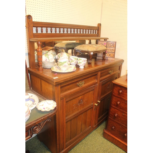 272 - Edwardian Walnut chiffonier with mirror back over drawers and cupboard base and brass drop handles