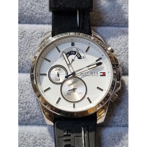 244 - Hilfiger Gents Wristwatch on divers strap