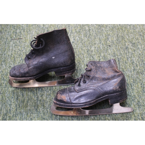 19 - Collection of Assorted Fen and other Ice Skates inc. James Howarth of Sheffield, H Hagen & Co etc