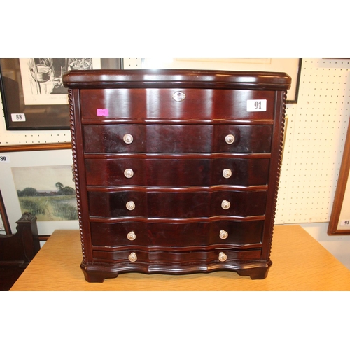 91 - 20thC Fitted Jewellery Chest of 4 drawers and brushing slide