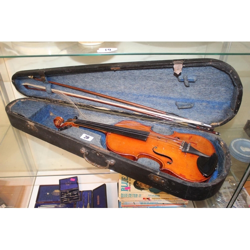 20 - Early 20thC Cased Violin with paper label for The Maidstone School of Orchestra Association