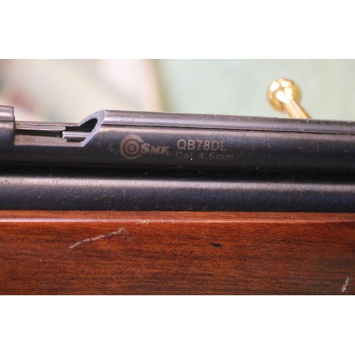 77 - SMT 4.5 Cal Air Rifle