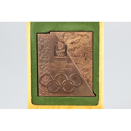 43 - Lillehammer Winter Olympics 1994 Plaque Winter Olympic Games, Lillehammer, 1994, a bronze Participan... 