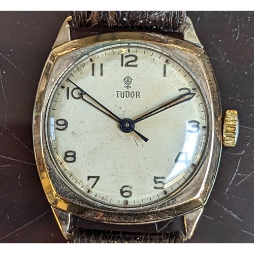 264 - Gents 1950s 9ct gold cased Tudor (Rolex) watch, 30mm diameter case.