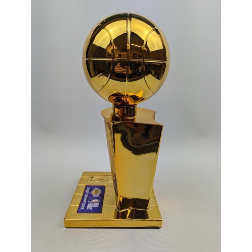 84 - Fanatics Los Angeles Lakers, 2020 NBA Finals Champs) Replica Trophy BKMILAK002