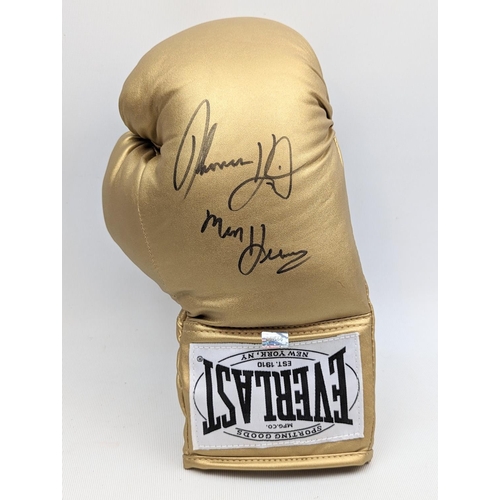 94 - Gold Everlast Boxing Glove, Signed by Thomas Hearns' 5th King Memorabilia Certificate of Authenticit... 