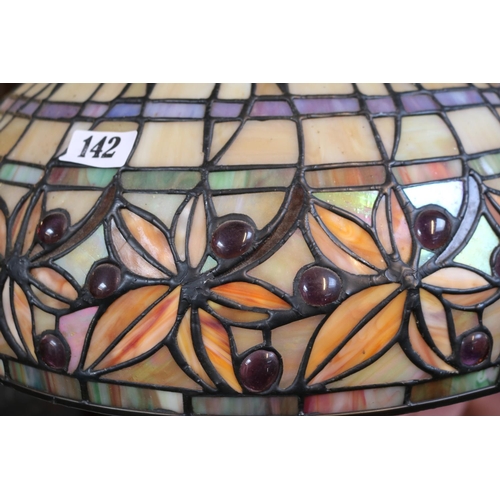 142 - Large Tiffany style leaded table lamp with reeded base