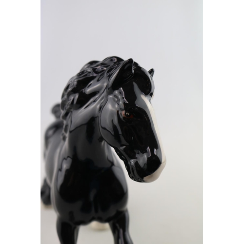 88 - Beswick Gold stamp collectors club black shire horse