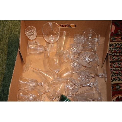 179 - Collection of 19thC and later glassware