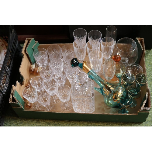 151 - Box of assorted Glassware inc Edinburgh and a 1950s Drinks set