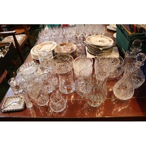 174 - Good collection of assorted Crystal glassware inc. Decanters, Bowls, Sucrier etc