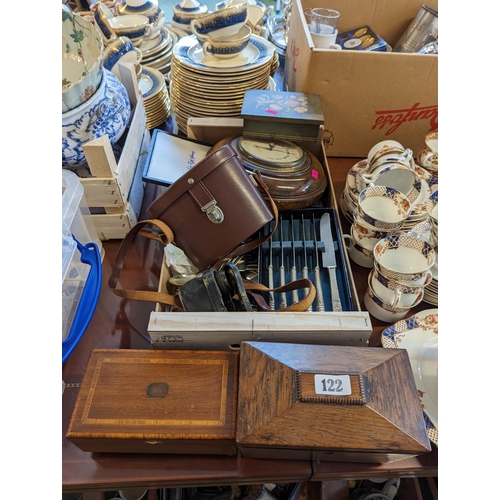 122 - Collection of assorted Flatware and assorted Woodenwares