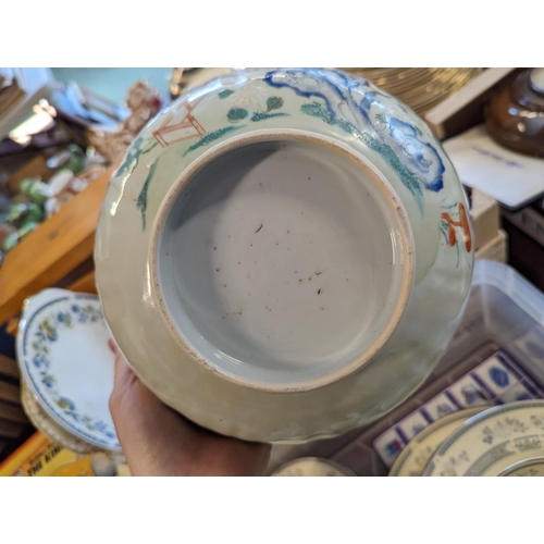 123 - Minton Penrose pattern part dinner set and a box of assorted 19thC and later ceramics