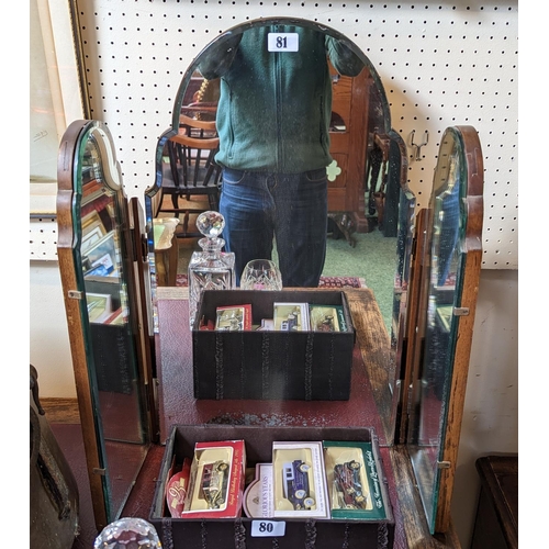 81 - 20thC Triptych dressing table mirror