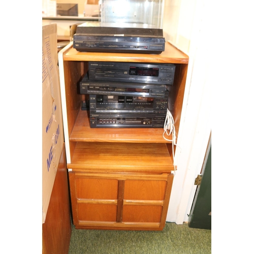 450 Pioneer stacking Stereo system