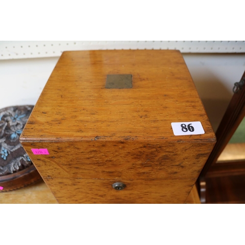 86 - 19thC Oak travelling decanter box with military brass handles