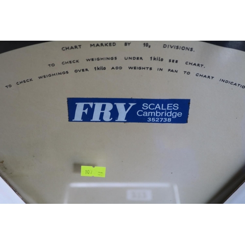 272 - Frys of Cambridge Trade Kilogram scale