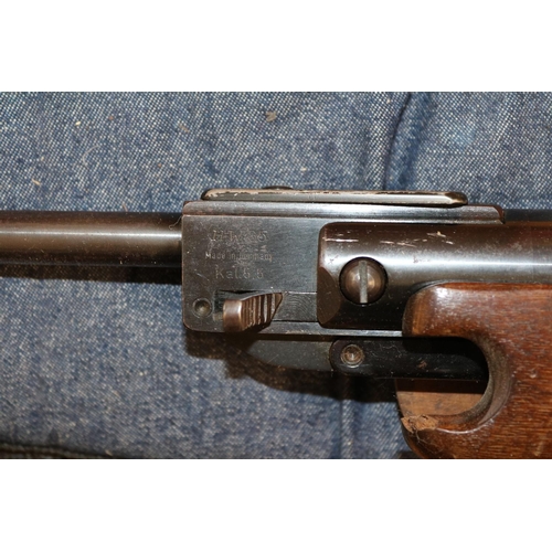 286 - Weihrauch HW 5.5 Cal German Air rifle with sleeve