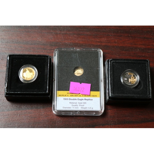 377 - Cased 1933 Double Eagle Replica 585 Gold Proof and 2 cased Quarter Gold Sovereigns