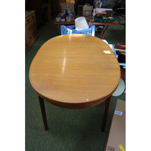 426 - Mid Century g plan style Teak oval dining table