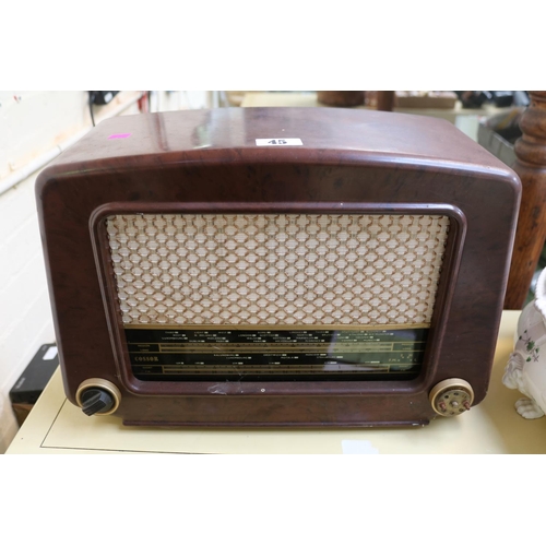 45 - 1950s Bakelite cased Cossor FM radio