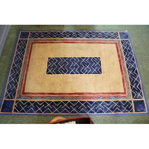 464 - Modern Blue and Cream design Rug 230cm in Length