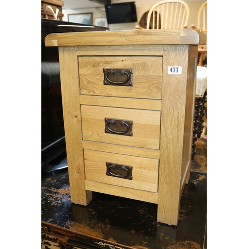 477 - Modern Oak 3 drawer chest with metal drop handles