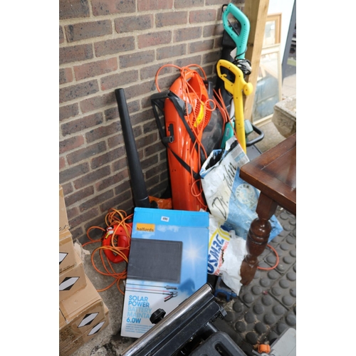 498 - Collection of Gardening equipment inc Flymo Garden Vac, Halford Solar Panel etc