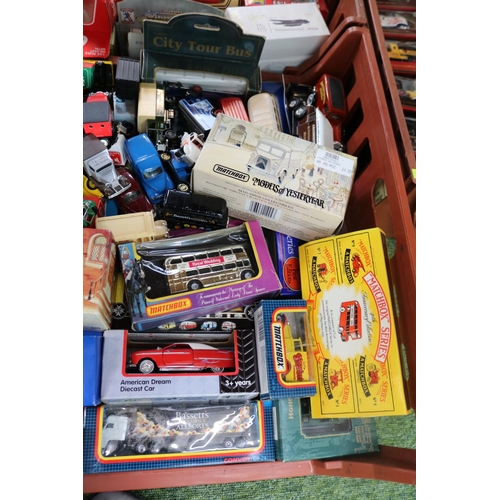 87 - Box of assorted Boxed and unboxed Matchbox, First Editions etc