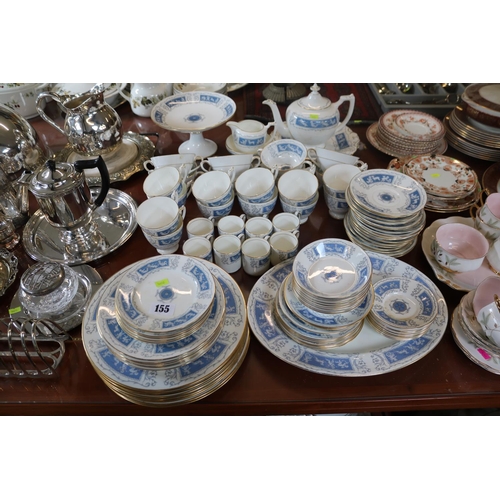 120 - Coalport Revelry pattern extensive dinner service with cherub decoration