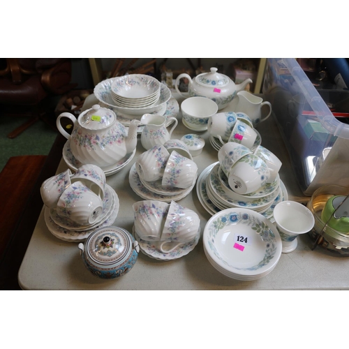 124 - Wedgwood Clementine Tea service and a Wedgwood Angela pattern service