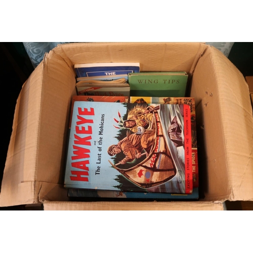 202 - Box of assorted Vintage Children's annuals and ephemera to include Lion, Hawkeye, Hotspur etc