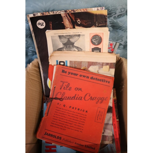 202 - Box of assorted Vintage Children's annuals and ephemera to include Lion, Hawkeye, Hotspur etc