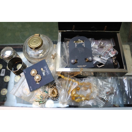 270 - Collection of assorted Costume jewellery inc. Earrings, Brooches etc