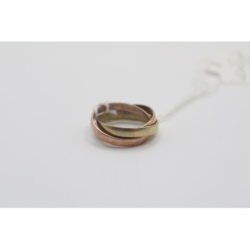 297 - Ladies 9ct Gold Russian design ring 1980s. Size L. 3.8g total weight