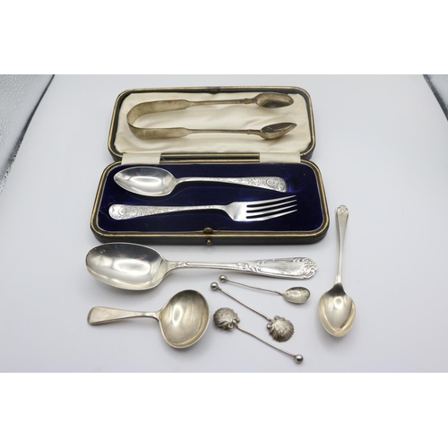 353 - Cased Silver Spoon & Fork Christening set Sheffield 1915 41g total weight