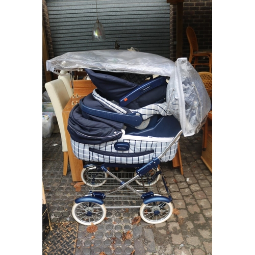 473 - Mammas & pappas Pushchair system