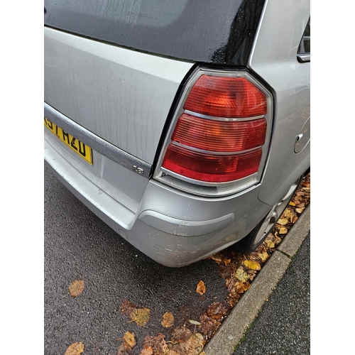 521 - Vauxhall Zafira 2008 Petrol 1800cc KK57 HZD 142K MOT January 2024