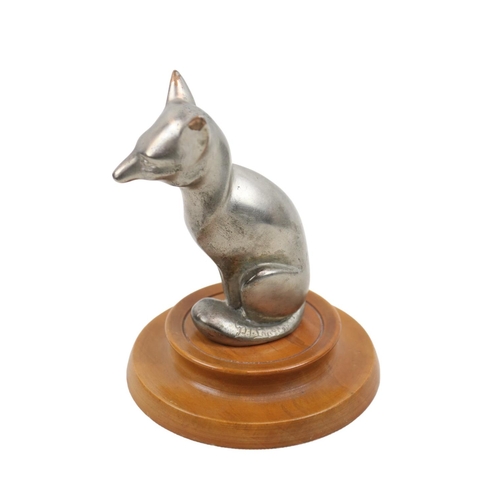 92 - Georges Henri Laurent 1880 - 1940. Art Deco Bronze Car Mascot of a Fox seated. 10cm in Height mounte... 