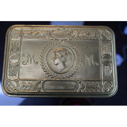 85 - Princess Mary Gift tin with original contents of tobacco, cigarettes, picture of Princess Mary, Chri... 