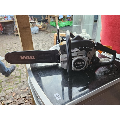 468 - Titan TTL632CHN Petrol Chainsaw