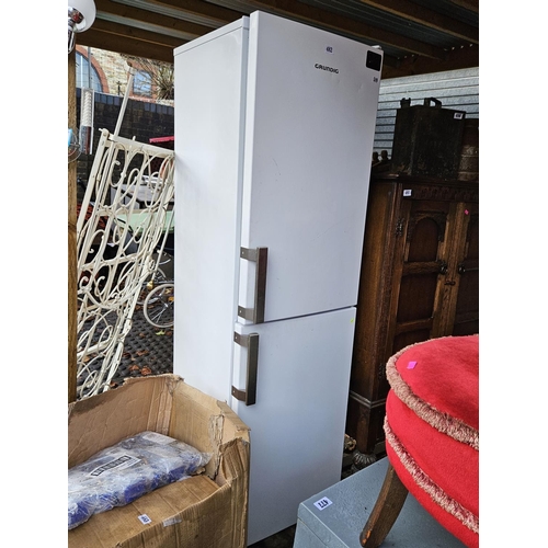 482 - Grundig Fridge Freezer - Good Working Order