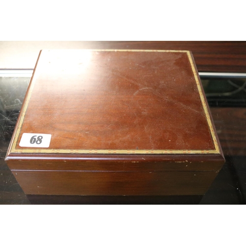 68 - Mahogany Inlaid Humidor with banded top with Hillsdale house Hydrometer to interior