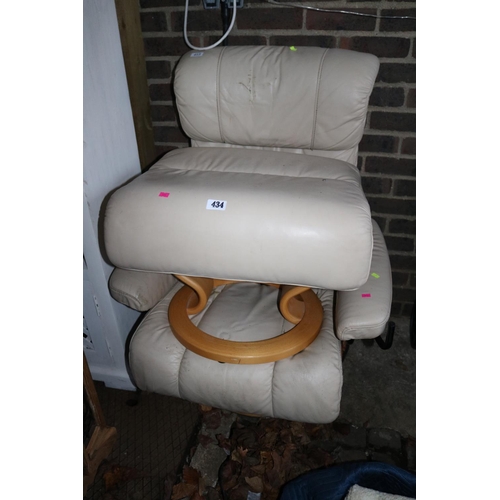 434 - Stressless Cream chair and matching footstool