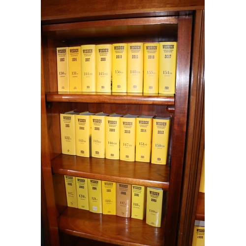 187 - Collection of Wisden Cricketers Alamack 80s & 90s