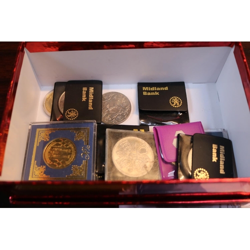 322 - Collection of assorted British Coins and Coin sets